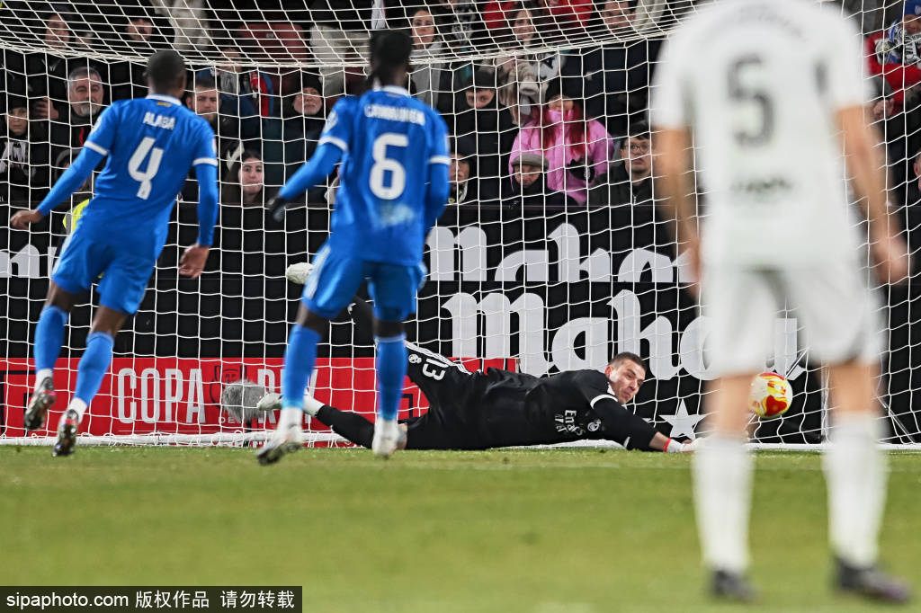 主帅战术变化频频,球队备战策略将是关键(主帅足球) 主帅战术变化频频,球队备战策略将是关键(主帅足球)