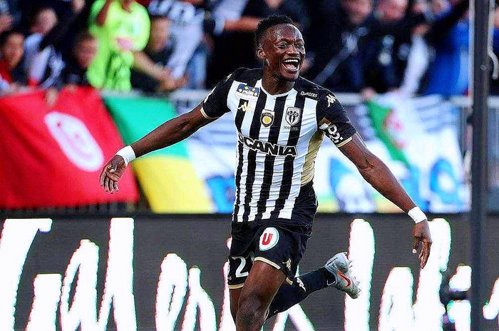 包含蒙彼利埃稳住中游位置,保持不败的词条 包含蒙彼利埃稳住中游位置,保持不败的词条