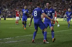 卡迪夫城主场逼平伯恩茅斯，收获一分(卡迪夫城对巴恩斯利的比分预测)